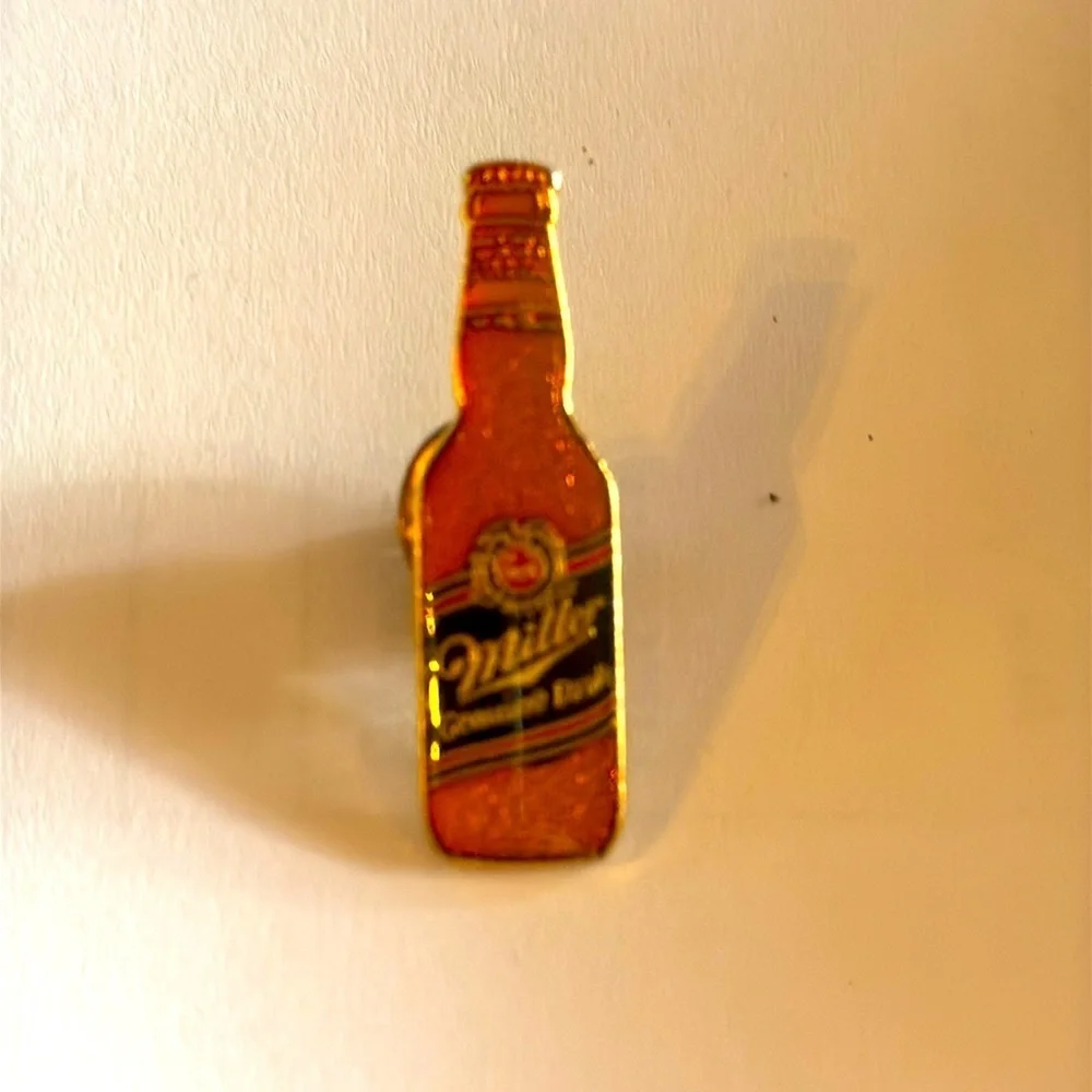 Vintage “Miller” Beer bottle tie-tack with pin back see pics -any questions? Ask